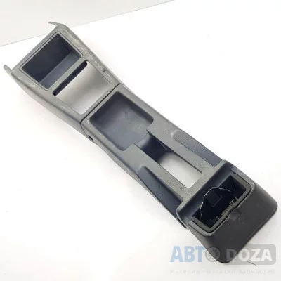 Консоль КПП ручного тормоза Mazda 626 GC (из 2 х частей) б/у