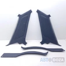 Накладки стояк салона Mazda 626 GC седан (задние к-кт 4 шт) б/у