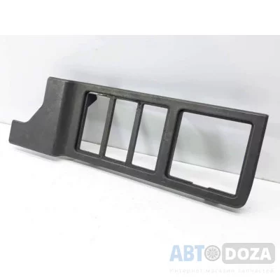 Рамка Mazda 626 GC (джойстика кнопак левая) 85-87 г б/у
