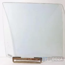 Стекло двери Mazda 626 GC седан (заднее правое) б/у Стекло двери Mazda 626 GC седан (заднее правое) б/у