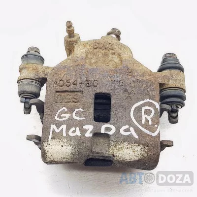 Суппорт переднии Mazda 626 GC 2149 правый б/у