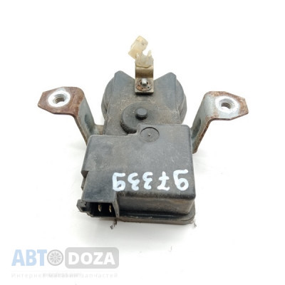 Активатор замка двери Mitsubishi Lancer CB4 (зад.R) б/у