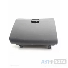 Бардачок Micubishi CB4 (с замком) б/у