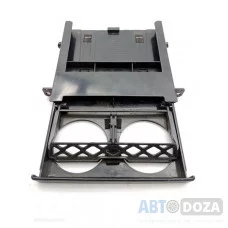 Подстаканник Micubishi CB4 (центр. консоли) б/у