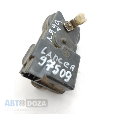 Активатор замка крышки багажника Mitsubishi Lancer CB4 б/у