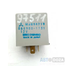 Реле бензонасоса Mitsubishi CB4 б/у