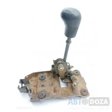 Рычаг переключения передач Mitsubishi CB4 (в сборе с креплением) б/у