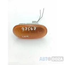 Повторитель поворота Mitsubishi CB4 (в крыло) б/у