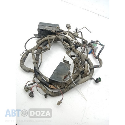 Проводка подкапотная Mitsubishi Lancer CB4 (с блоком реле и предахранителелей) б/у