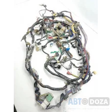 Проводка салона Mitsubishi CB4 (с блоком реле) б/у