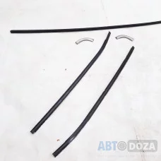 Молдинг лобового стекла Mitsubishi Gallant E33 (Седан к-кт. 5 шт.) б/у