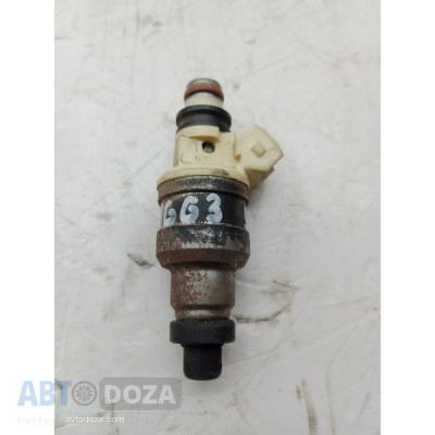 Форсунка Mitsubishi 4G63/2.0 б/у - Купить в Одессе с доставкой по Украине