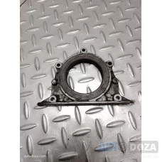 Сальник коленвала Mitsubishi e32 4g37/1.8 ( в корпусе ) б/у