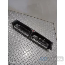 Решетка радиатора Mitsubishi Gallant 8 (mr192681-82) б/у