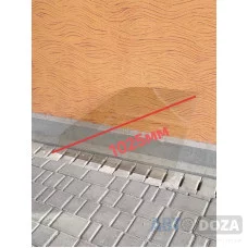 Стекло двери переднее левое Б/У на Mitsubishi Lancer третього поколения C12 (1983-1988г)