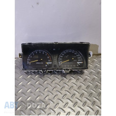 Приборная панель Б/У для Mitsubishi Gallant E33 (1988-1992г.) двигатель 4G63/2.0 16 кл. (VIN-MB604876) 