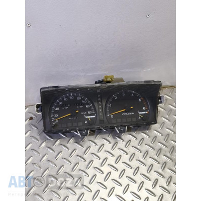 Приборна панель Б/У для Mitsubishi Gallant E33 4D65/1.8 (VIN-MB561539)