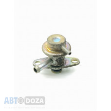 Регулятор давления топлива (обратный клапан рампы) Б/У на Mitsubishi Galant E33 1987-1992г для двигателя 4G63/2.0  