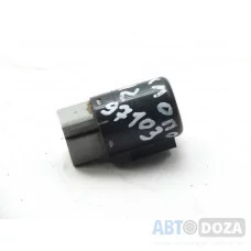 Реле стеклоподъемника Nissan (VIN 24330C9960) б/у