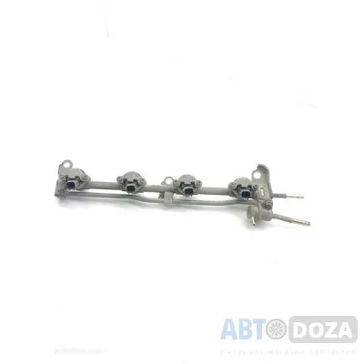 Форсунки + рампа Nissan SR20/2.0 (в сборе) б/у