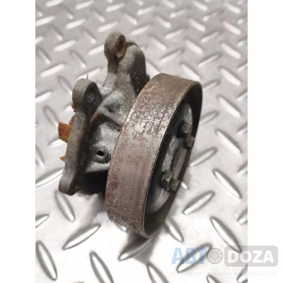 Водяний насос (помпа) Nissan двiгун KA24E/2.4 б/у