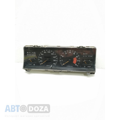 Приладова панель Б/У для Nissan Longiey (1986-1990) N13 з правим рулем