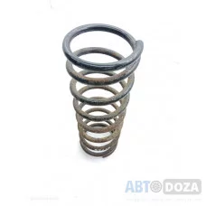 Пружина Nissan M10 передней стойки б/у