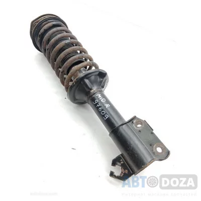 Стойка Nissan M10 в сборе пер.(R) б/у