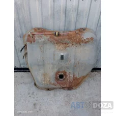 Топливный бак Nissan M10 б/у