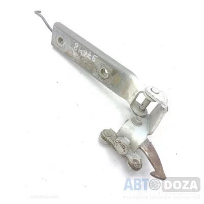 Ролики двери Nissan M10 зад.L (центральные) б/у