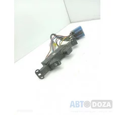 Блок управления стеклоподъёмниками Nissan P10 (центральный(L) б/у