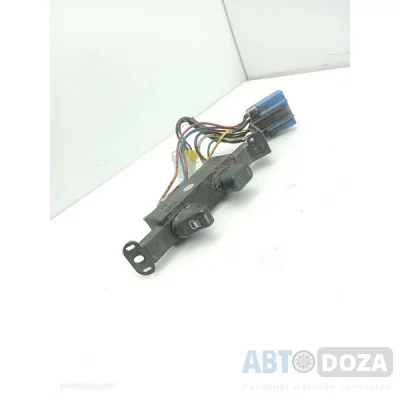 Блок управления стеклоподъёмниками Nissan P10 (центральный(L) б/у