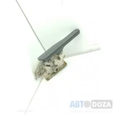 Рычажок открытия багажника лючка бензобака Nissan P10 б/у