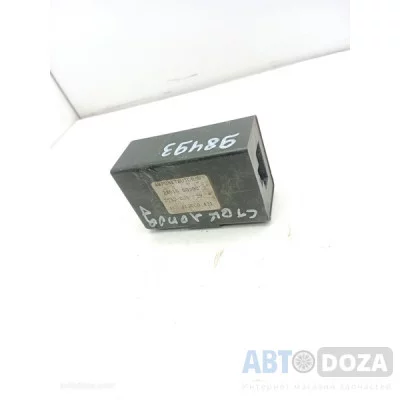 Блок управления стеклоподъемниками Nissan P10 (VIN 28515) б/у