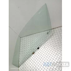 Стекло двери Nissan P10 седан (пер.L) б/у
