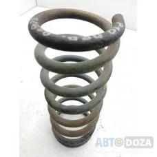 Пружина Nissan P10 передней стойки б/у