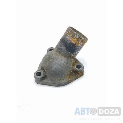 Кришка термостата Nissan Primera P10 P11 2.0D фланець CD20 11060-57J01