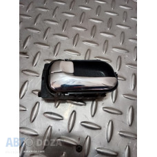 Ручка двери внутренняя Nissan P11 (зад.L) б/у