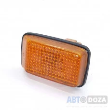 Повторитель поворота Nissan Bluebird T12 /72 (в крыло) б/у