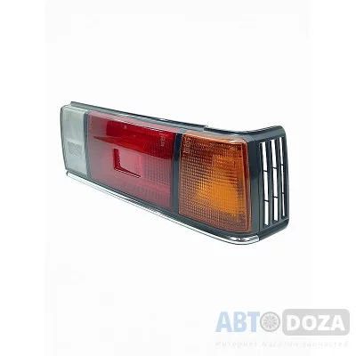 Задній правий ліхтар Nissan Sunny B11 (1982-1986) у зборі JDM