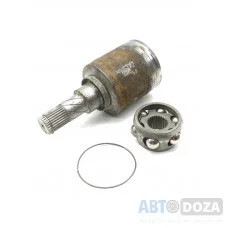 ШРУС (тришип) левый внутренний Б/У на Nissan Prairie M11гада выпуска 1988-1998 двигатель KAE24/2.4