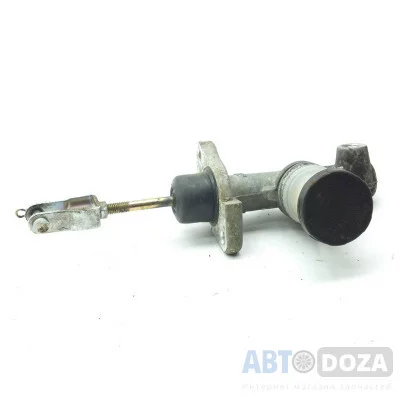 Главный цилиндр сцепления Nissan T12 б/у 