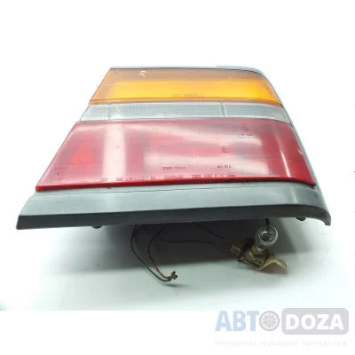 Фонарь Nissan T12 (R зад. хеттчбек) б/у
