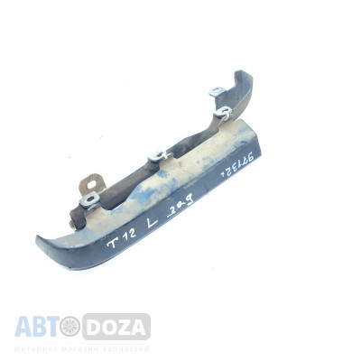 Накладка под фонарь Nissan Bluebird T12 (зад. хетчбек пара) б/у