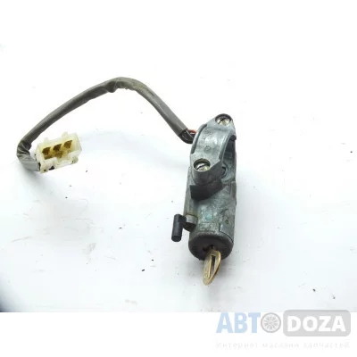 Замок зажигания Nissan T12 (выпадает ключ) б/у
