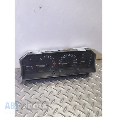 Приборна панель Б/У для Nissan Bluebird T12/72 седан з лівим кермом (VIN-NP6315)