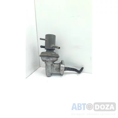 Топливный насос Mazda B6/1.6 (карбюратор) б/у