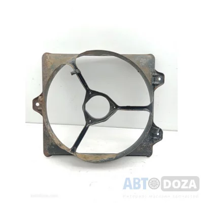 Диффузор вентилятора радиатора Toyota E 80 2A-3A/1.3/1.5 б/у