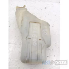 Расширительный бачок Toyota E80 б/у