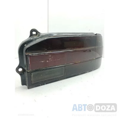 Фонарь задний Toyota Carina 2. AT170 (R седан) б/у